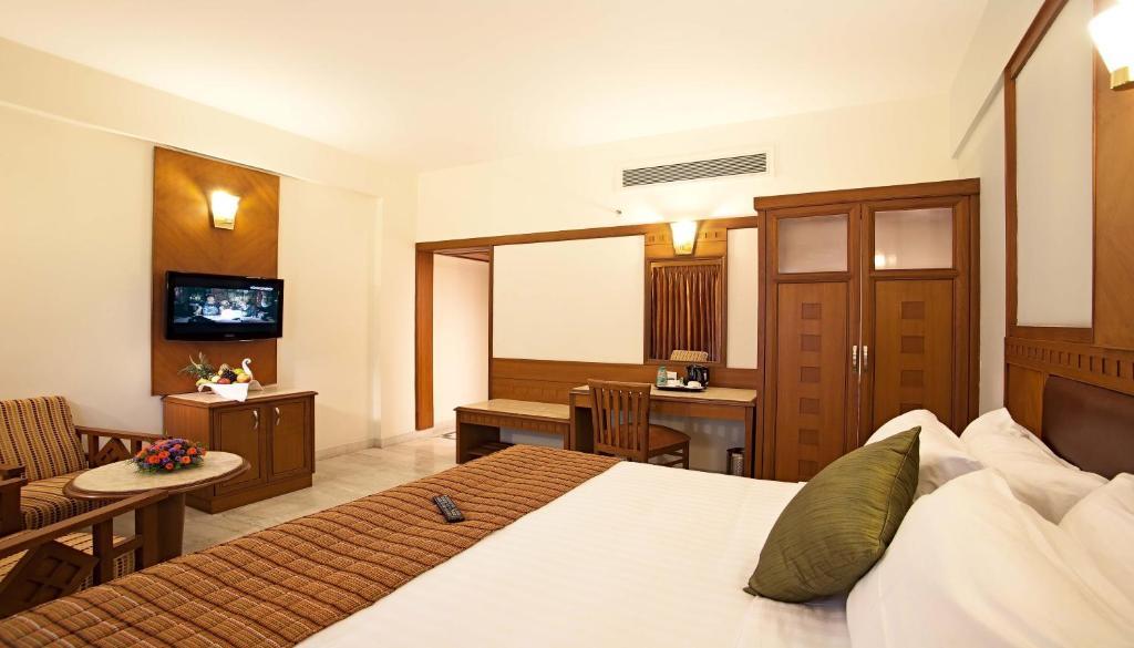 Jp Chennai Hotel Exteriör bild